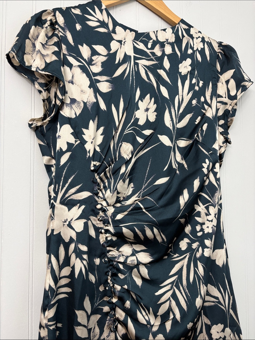 Petal + Pup Lisbeth Green Floral Midi Dress Women Size Medium - Picture 5 of 10